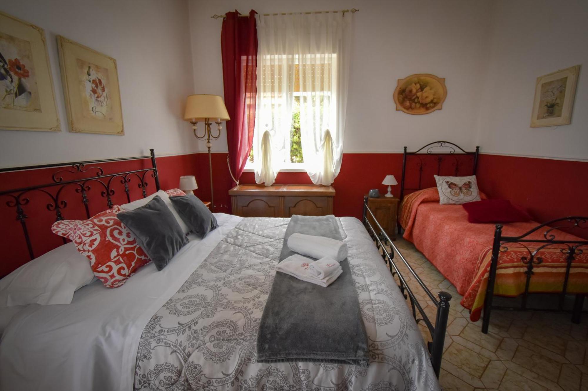 Ulivo Apartment Ragusa Bagian luar foto
